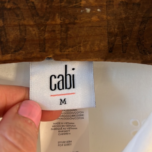 CAbi Blouse - #6084 - White Lace Cut Out Eyelet.  Size Medium. - Picture 2 of 13